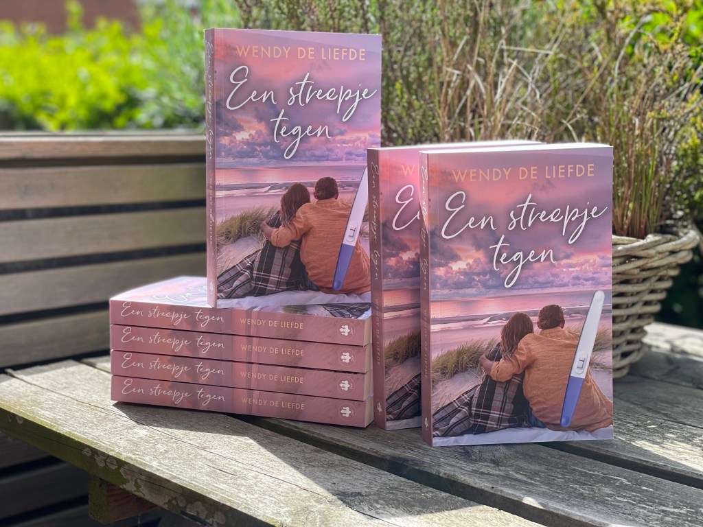 boek uitgeven zelf publiceren boek selfpublisher selfpublishing uitgever of zelf uitgeven